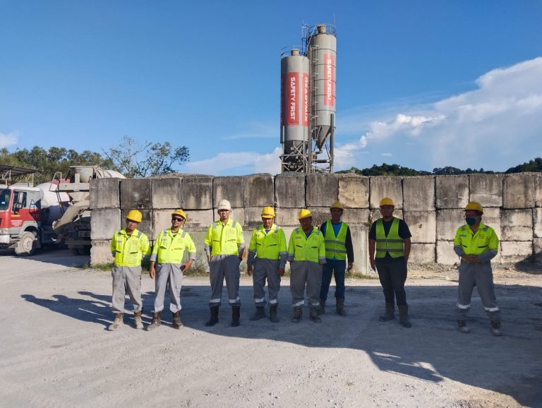 PRACTICE FIRE DRILL AT SG. AKAR BATCHING PLANT (P23)