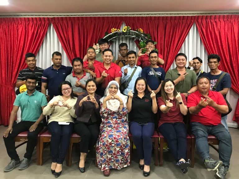 READYMIX STAFF ATTEND A WORKSHOP TITLED: WIN CUSTOMER HEART AND MIND